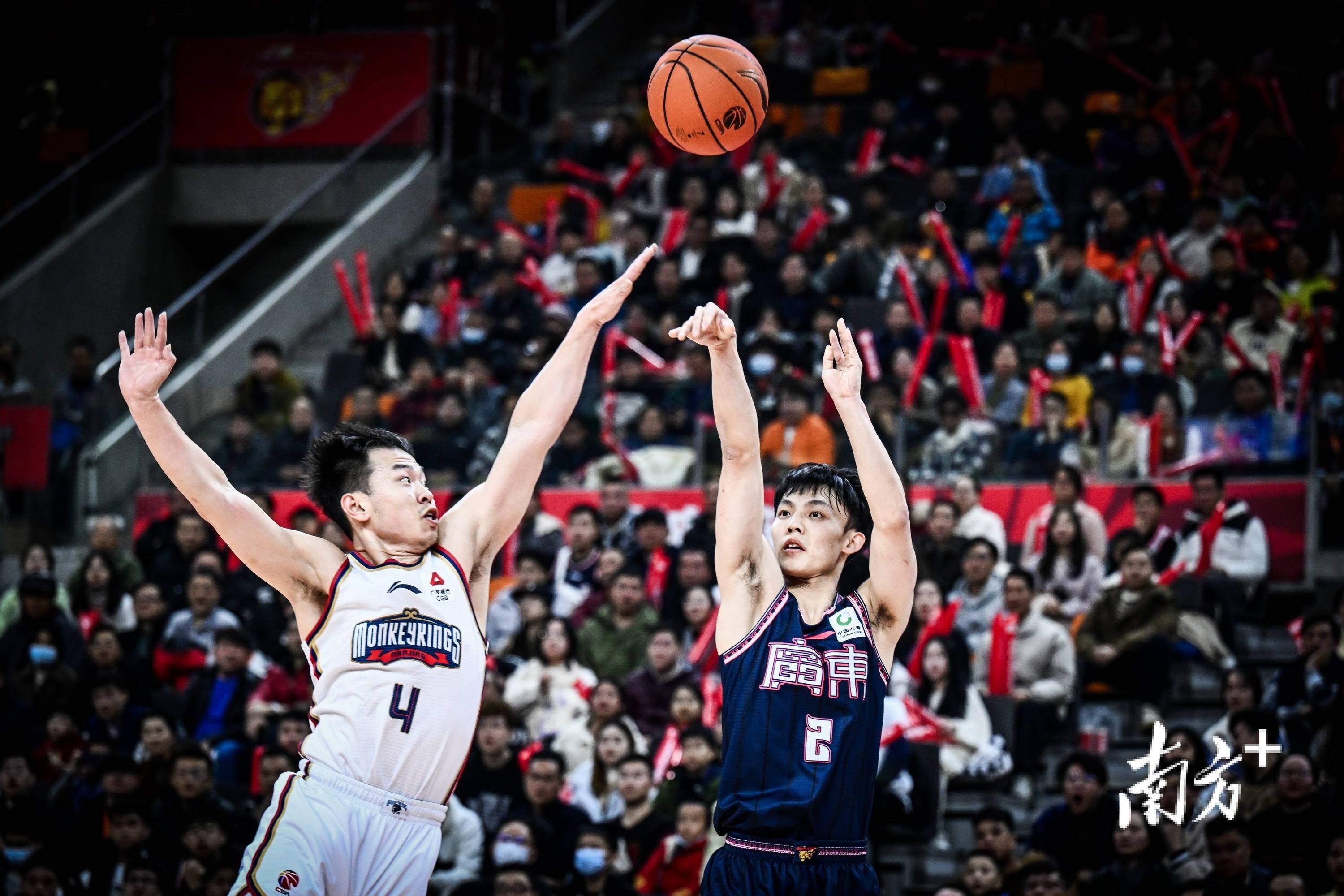 广东宏远大胜山西队,取得连胜开门红的简单介绍 广东宏远大胜山西队,取得连胜开门红的简单介绍