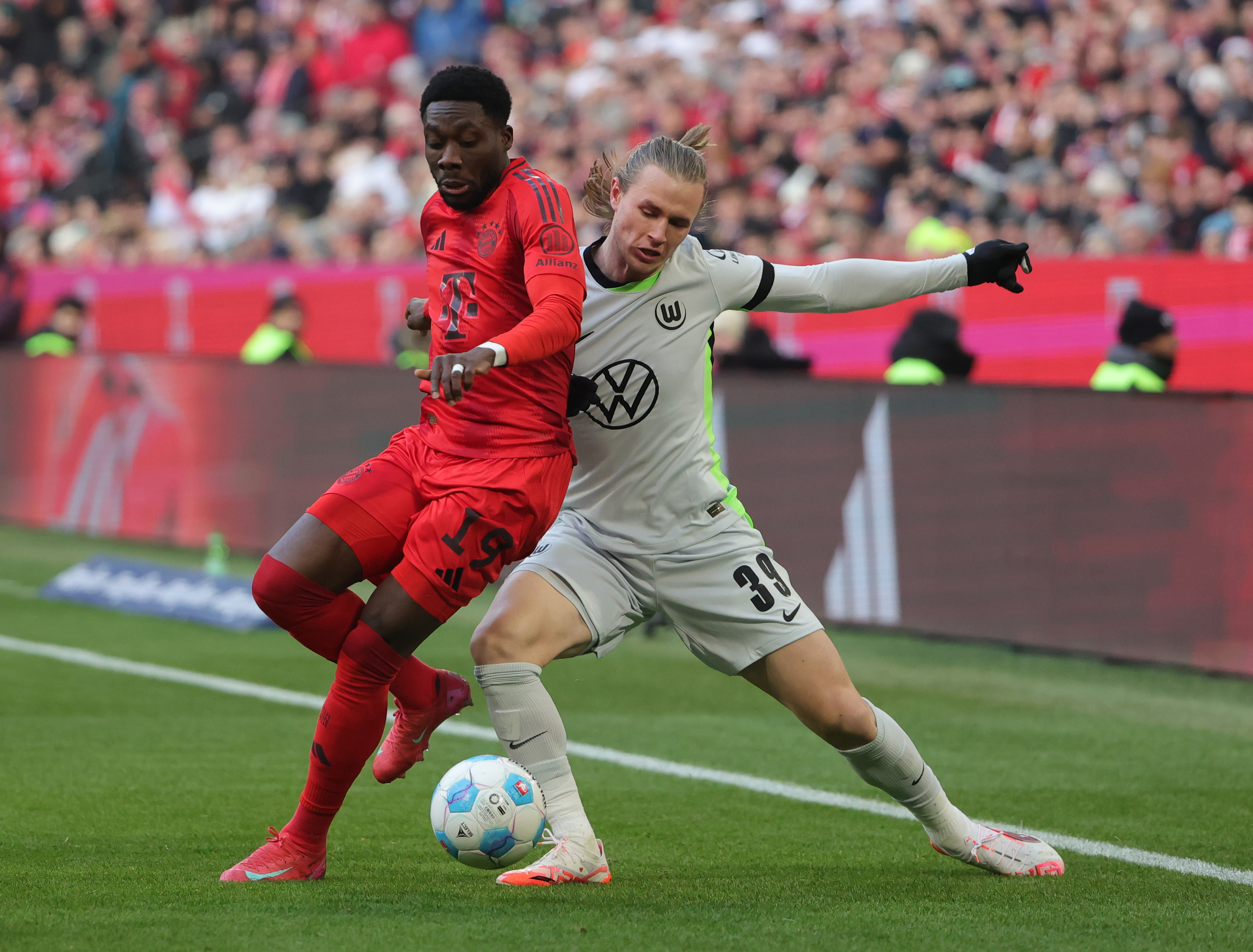 沃尔夫斯堡队表现出色,令人瞩目的简单介绍 沃尔夫斯堡队表现出色,令人瞩目的简单介绍