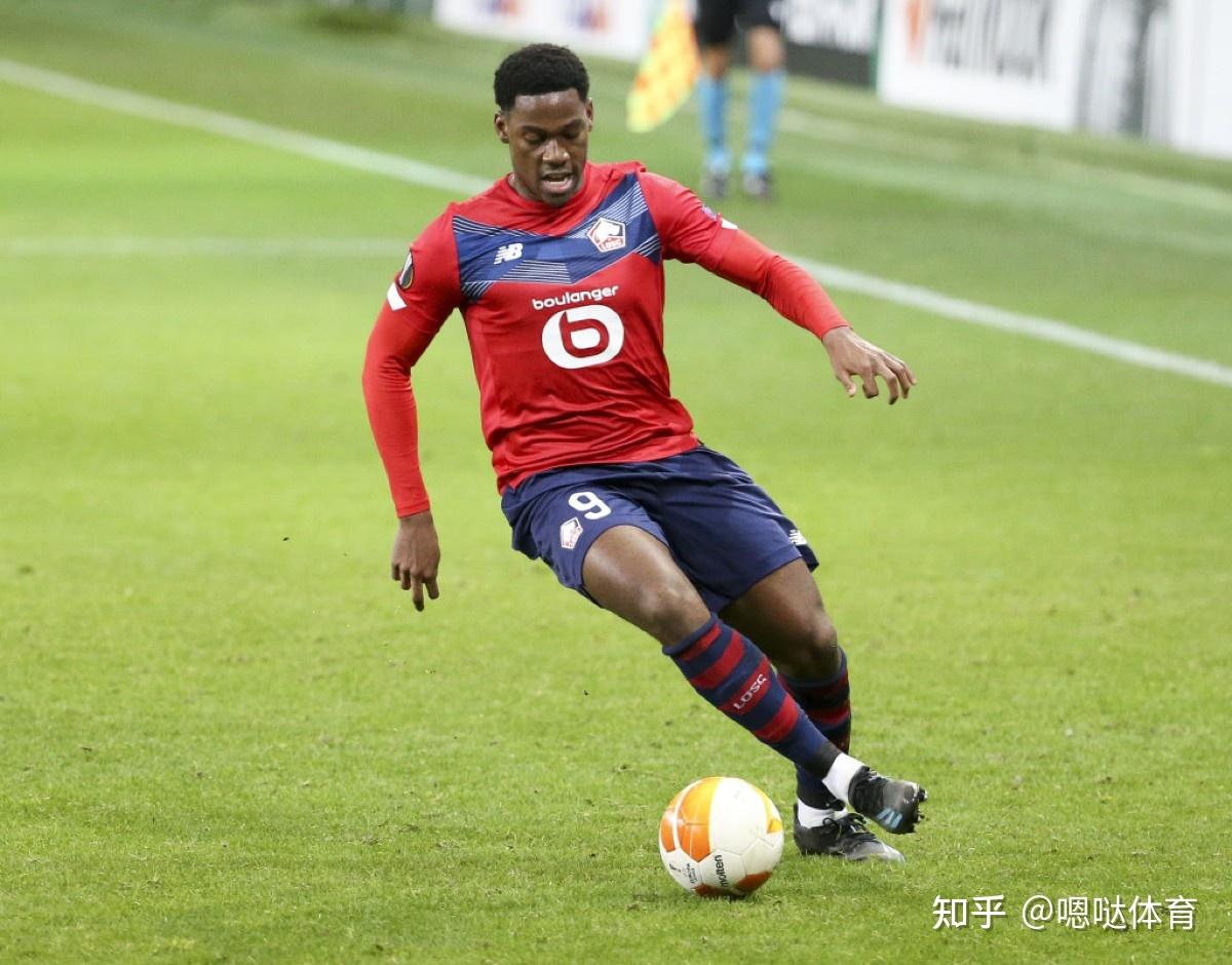 里尔前锋受伤复出，期待再次展现出色表现的简单介绍