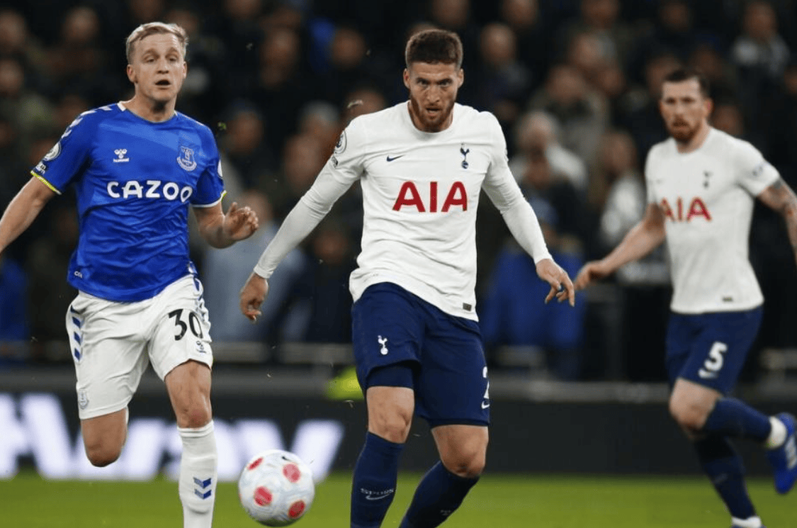 豪门对决!国际赛事引发球迷狂热追捧的简单介绍 豪门对决!国际赛事引发球迷狂热追捧的简单介绍