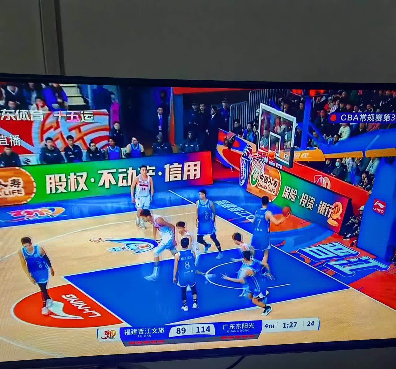 篮球比赛总是给球迷们带来惊喜连连 篮球比赛总是给球迷们带来惊喜连连