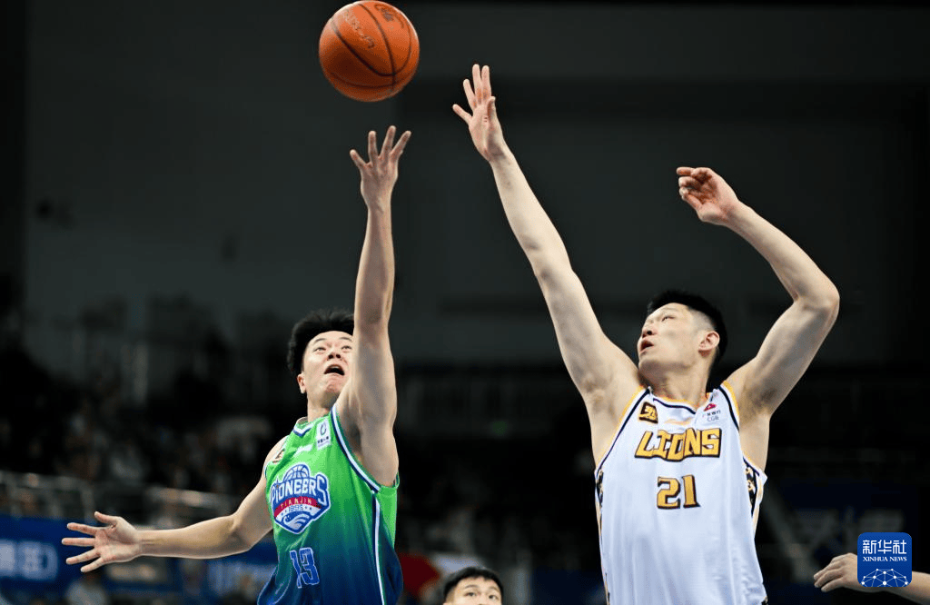 职业联赛中球员的进攻和防守技能 职业联赛中球员的进攻和防守技能