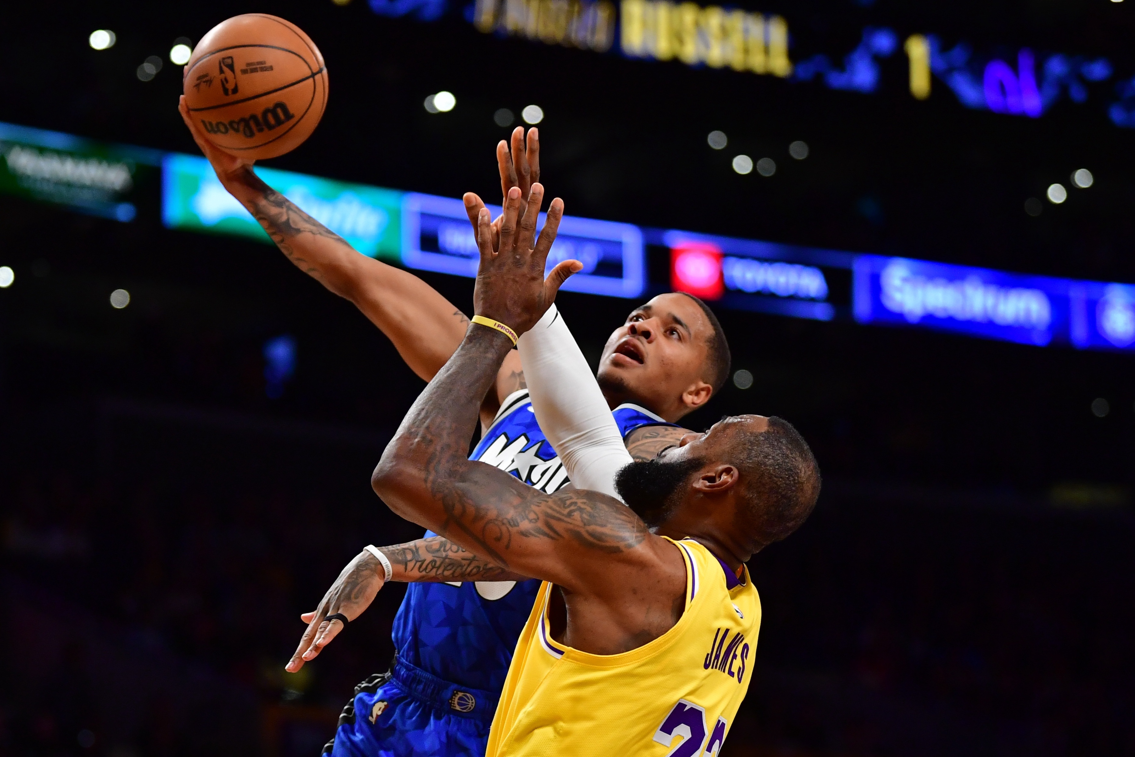 外线投篮命中率飙升,攻击手段多样 外线投篮命中率飙升,攻击手段多样