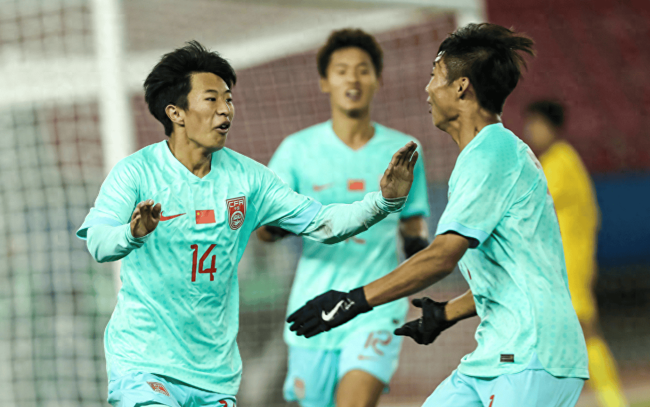 包含亚洲杯观众踊跃,足球风暴席卷亚洲的词条 包含亚洲杯观众踊跃,足球风暴席卷亚洲的词条