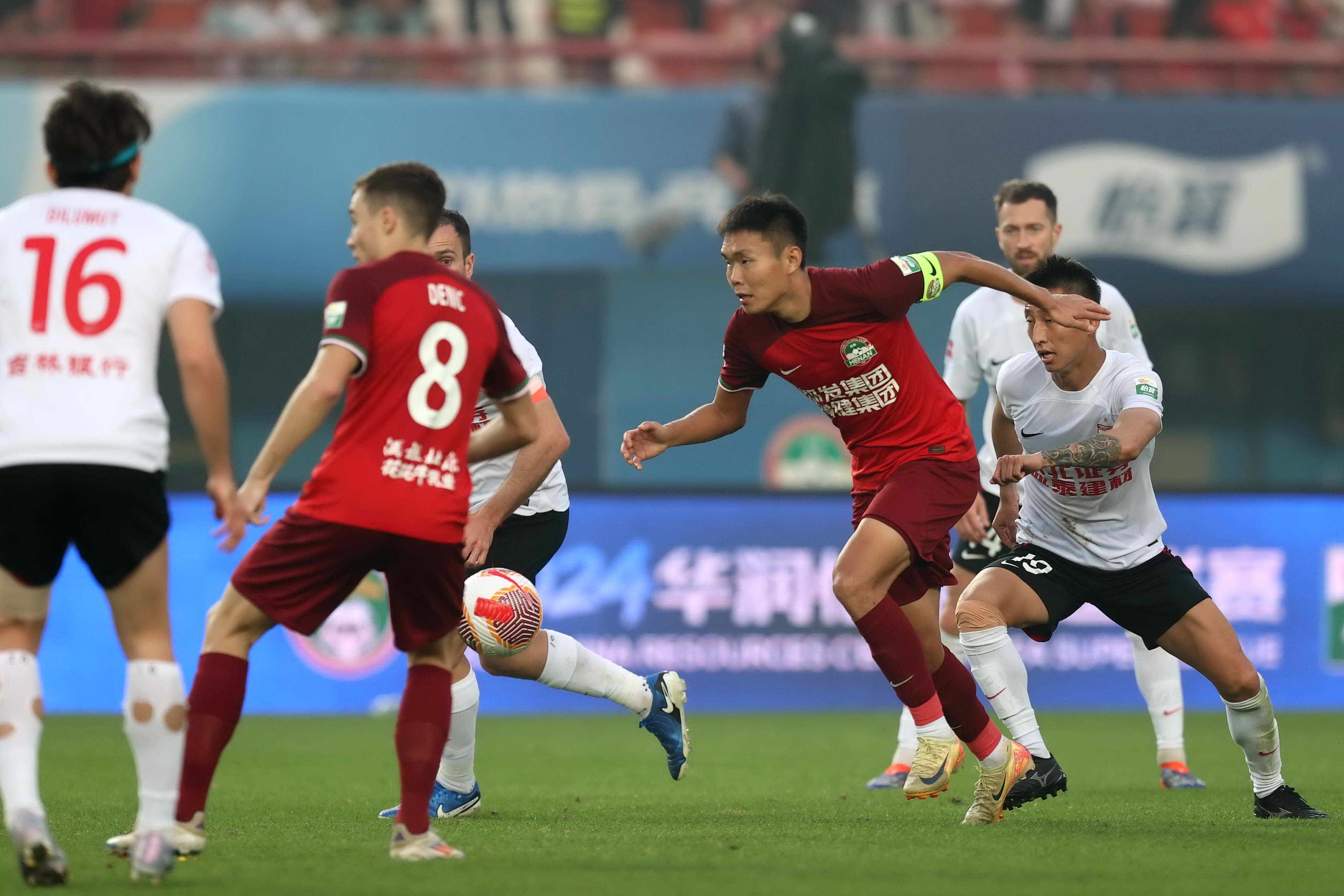 关于葡萄牙遭遇困境,争取最后一次欧锦赛机会的信息 关于葡萄牙遭遇困境,争取最后一次欧锦赛机会的信息