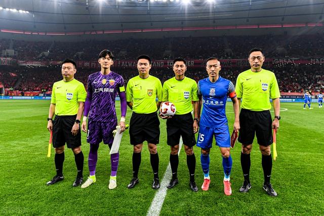 包含顶级足球俱乐部亚洲之行备受关注的词条 包含顶级足球俱乐部亚洲之行备受关注的词条