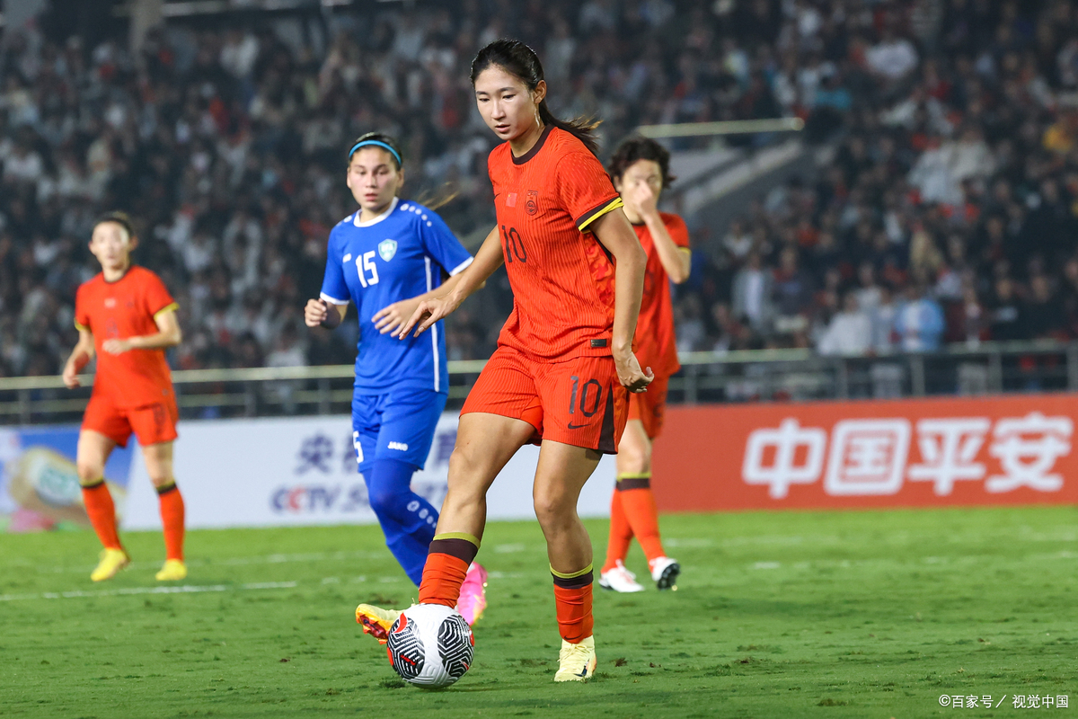 足球联赛激烈战火:女足选手势不可挡夺冠的简单介绍 足球联赛激烈战火:女足选手势不可挡夺冠的简单介绍