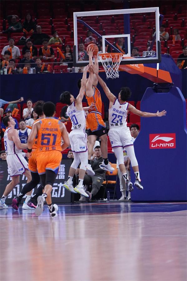 天津男篮不敌浙江队，遭遇四连败！