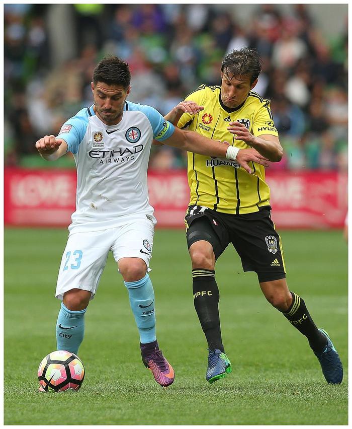 关于阿贾克斯胜出,锁定小组第一的信息 关于阿贾克斯胜出,锁定小组第一的信息