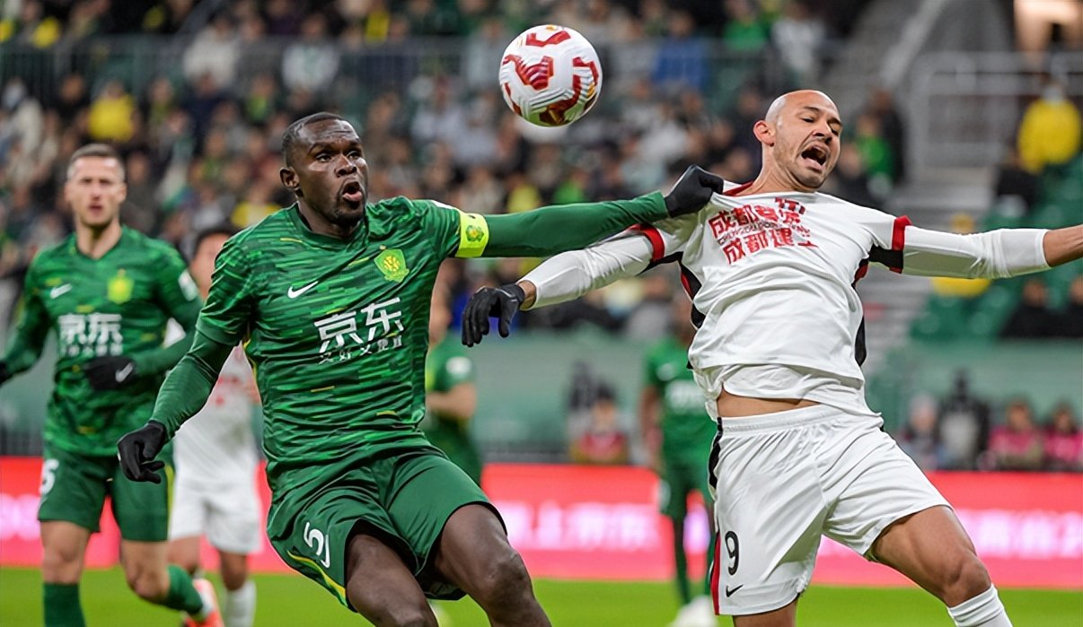 战术妙用：球队巧取胜利，引领比赛