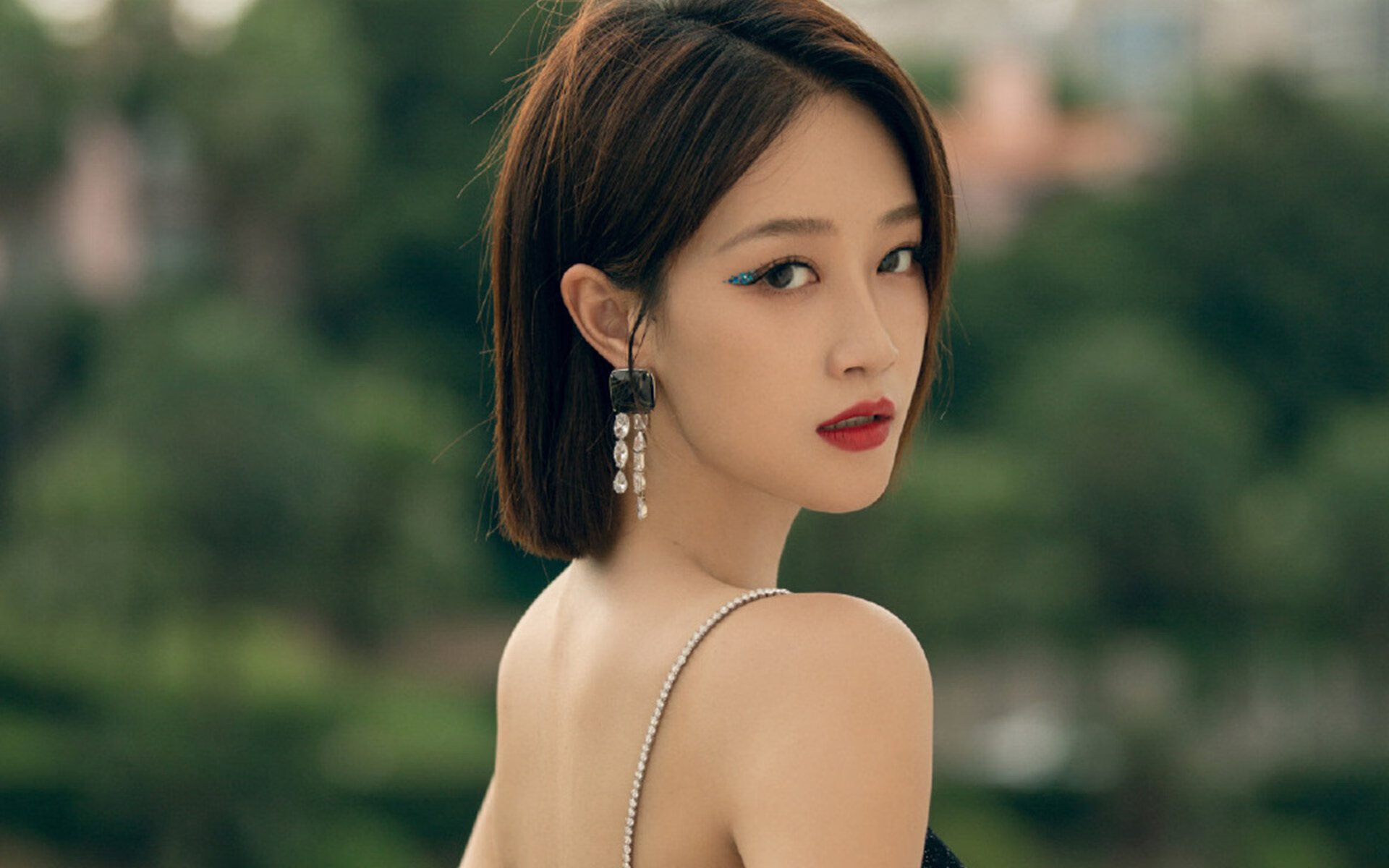 智利托尼攻防转换擎旗，塞维利亚争冠战关键胜出