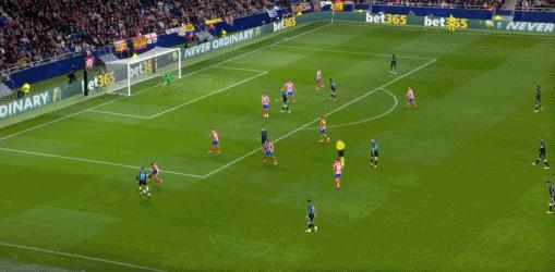 阿尔瓦雷斯爆发，勒沃库森压制多特蒙德